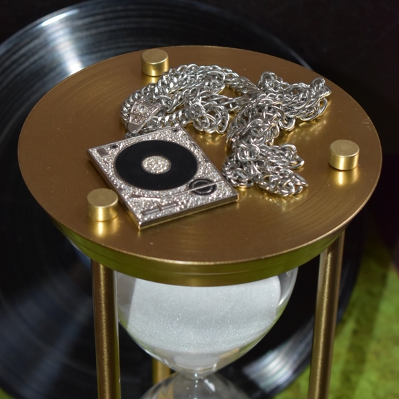 Turntable Drip - Picture 4 of 4